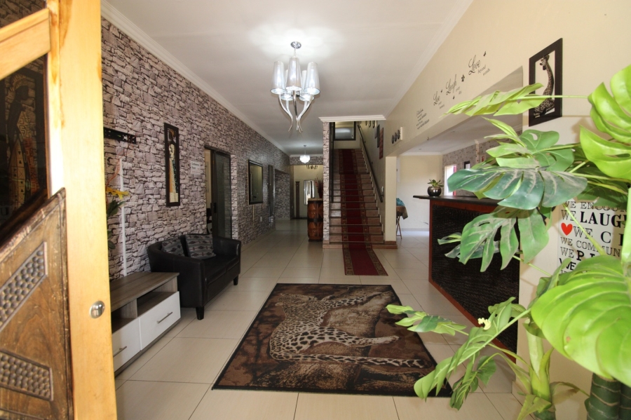 15 Bedroom Property for Sale in Langenhovenpark Free State